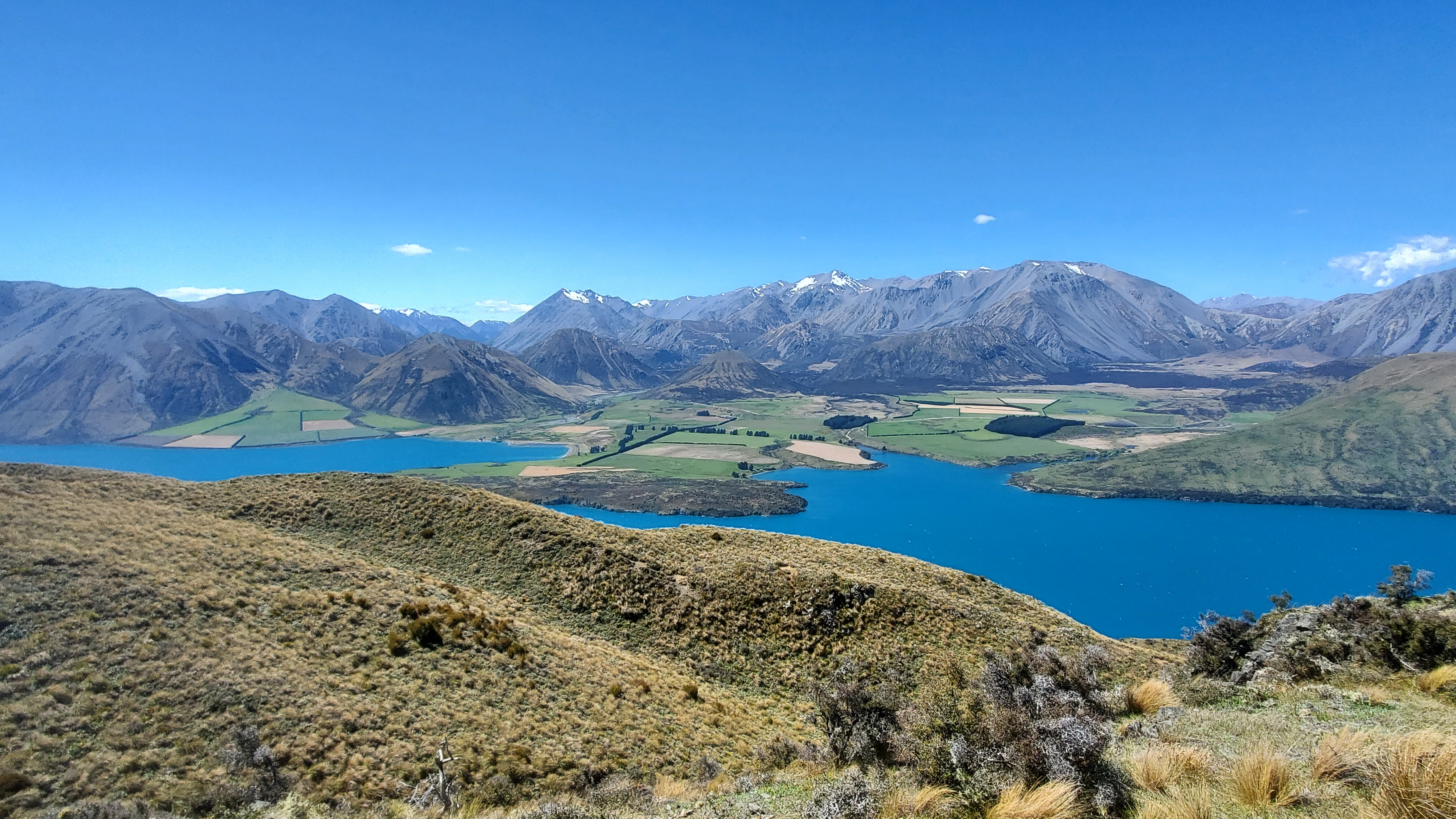Lake Coleridge from the ridge of the Peak Hill Track